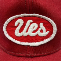UES ウエス ワッペン メッシュキャップ レッドxホワイト sizeL 瑞穂店