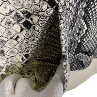 Carhartt WIP カーハート ワークインプログレス Hooded Snake AOP Sweatshirt スネークプリント プルオーバースウェットパーカー フーディー ホワイト ブラック Size M 福生店