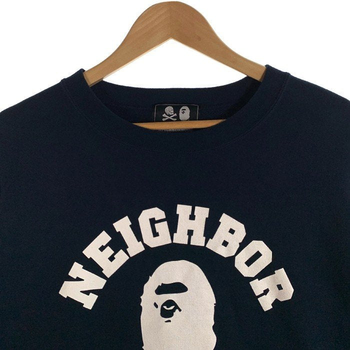 A BATHING APE アベイシングエイプ NEIGHBOR HOOD ネイバーフッド プリント スウェットクルーネックトレーナー ネイビー  001SWJ231901C Size XL 福生店