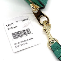 COACH コーチ C4451 PVCレザー ラウンドファスナーウォレット 長財布 グリーン ストラップ 福生店