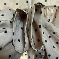 rienda リエンダ フリルショルダードットブラウス ベージュ sizeF 瑞穂店