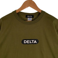 DELTA URBAN STANDARD デルタ ロゴプリント Tシャツ オリーブ Size XL 福生店