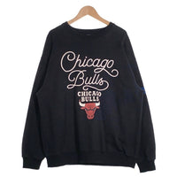 BAYFLOW ベイフロー NBA シカゴ・ブルズ クルーネックスウェットトレーナー プリント ブラック BM2401TO05 Size 4 福生店