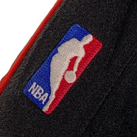 90's~ NIKE ナイキ CHICAGO BULLS シカゴ・ブルズ プルオーバートップス 刺繡 ワッペン ブラック ホワイト レッド Size L 福生店