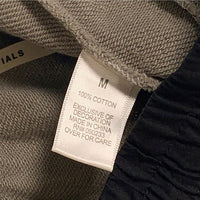 FOG ESSENTIALS エッセンシャルズ スウェットパンツ カーキ ブラック 裾ファスナー Size M 福生店