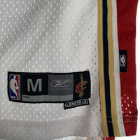 Reebok リーボック NBA Cleveland Cavaliers クリーブランド キャバリアーズ 23 LeBron James レブロン ジェームス ゲームシャツ ユニフォーム ホワイト ゴールド レッド Size M 福生店