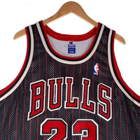 90's Champion チャンピオン Chicago Bulls シカゴ・ブルズ マイケルジョーダン タンクトップ ユニフォーム ブラック レッド ストライプ USA製 Size 48 福生店