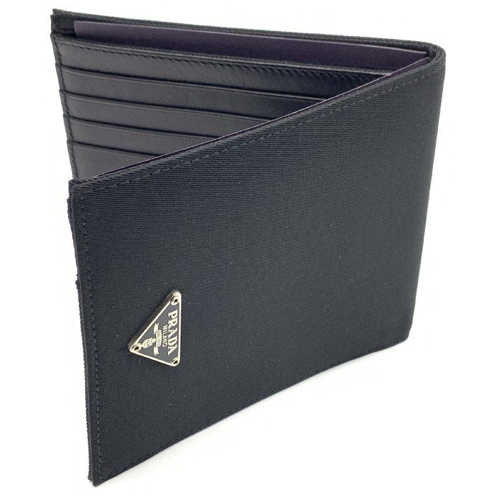 【人気・美品】PRADA プラダ ナイロン 二つ折り財布 ブラック 黒 正規品 【人気・美品】PRADA プラダ ナイロン 二つ折り財布 ブラック 黒 正規品
