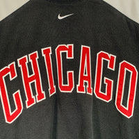 90's~ NIKE ナイキ CHICAGO BULLS シカゴ・ブルズ プルオーバートップス 刺繡 ワッペン ブラック ホワイト レッド Size L 福生店
