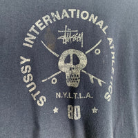 90's STUSSY ステューシー INTERNATIONAL ATHLETICS スカルプリント Tシャツ ネイビー USA製 紺タグ Size XXL 福生店