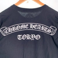 Chrome Hearts クロムハーツ バックスクロールラベルプリント ポケットTシャツ TOKYO限定 ブラック Size L 福生店
