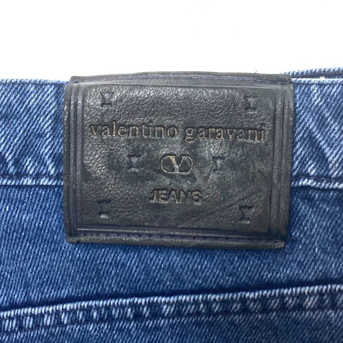 VALENTINO ブルーデニムパンツ 新作 デニム パンツ for メンズ インチ ブルー | Valentino JP