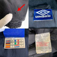 90’s UMBRO アンブロ ジップアップ ナイロンジャケット ブラック 中綿 パイピング Size UK M 福生店