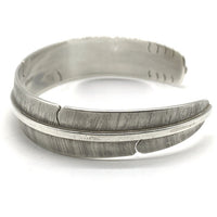 Michael Kirk マイケルカーク イスレタ族 フェザーバングル ブレスレット STERLING シルバー Size M-L 相当 福生店