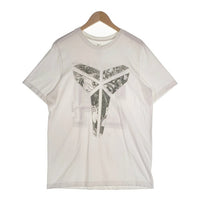 NIKE ナイキ Kobe Bryant コービー・ブライアント Los Angeles Lakers Statue Unveil Tee メモリアル 半袖 Tシャツ ホワイト Size L 福生店