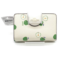 COACH コーチ C4116 二つ折り財布 PVCレザー ホワイト 青りんご 福生店