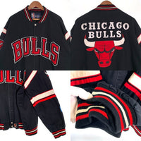 90's NBA CHICAGO BULLS シカゴ・ブルズ コットン スタジアムジャケット スタジャン JH DESIGN ジェフハミルトン ブラック レッド Size 4XL 福生店