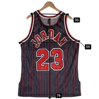 90's Champion チャンピオン Chicago Bulls シカゴ・ブルズ マイケルジョーダン タンクトップ ユニフォーム ブラック レッド ストライプ USA製 Size 48 福生店