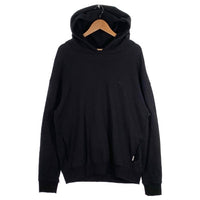 1piu1uguale3 ウノピュウノウグァーレトレ BIG LOGO PARKA バック発泡ロゴプリント プルオーバースウェットパーカー ブラック MRB500 Size V (5) 福生店