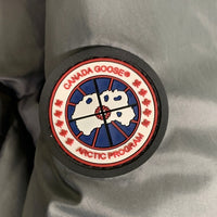 CANADA GOOSE カナダグース Mountaineer Jacket マウンテニアジャケット ダウン ナイロン ブラック 2068M 並行品 Size XS 福生店