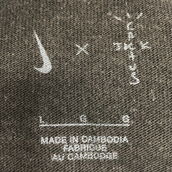 NIKE ナイキ Travis Scott カクタスジャック 長袖ロンT 2XL 新品】Nike Travis Scott Cactus Jack ロングT - メルカリ
