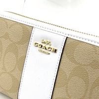 COACH コーチ シグネチャー ラウンドファスナーレザーウォレット PVC ホワイト ベージュ F54630 福生店