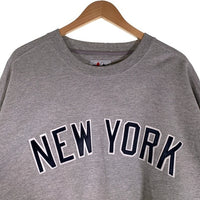 90's majestic マジェスティック Newyork Yankees ニューヨーク ヤンキース アーチロゴ クルーネック スウェット グレー カナダ製 Size XL 福生店