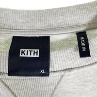 KITH キス クルーネックスウェットトレーナー ワッペン 前V アッシュグレー Size XL 福生店