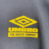 90's UMBRO アンブロ プリントTシャツ ネイビー 袖裾シングル Size XL 相当 福生店