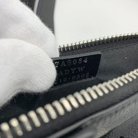 FENDI フェンディ レザーショルダーバッグ ミニバッグ ポシェット ブラック 7AS034 福生店