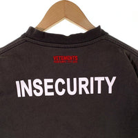 VETEMENTS ヴェトモン INSECURITY プリントTシャツ ブラック Size M 福生店