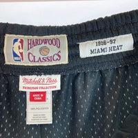 Mitchell&Ness ミッチェル&ネス NBA マイアミ・ヒート スウィングマン ショーツ Swingman Shorts Miami Heat '96-'97 ブラック sizeL 瑞穂店