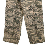 U.S.AIR FORCE 米空軍 UNITED JOIN FORCES デジカモ バリケード トラウザー Size L-R 福生店