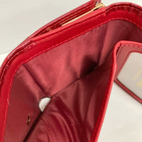 Vivienne Westwood ヴィヴィアンウエストウッド 13vv110 三つ折り財布 パテントレザー がま口 レッド 瑞穂店