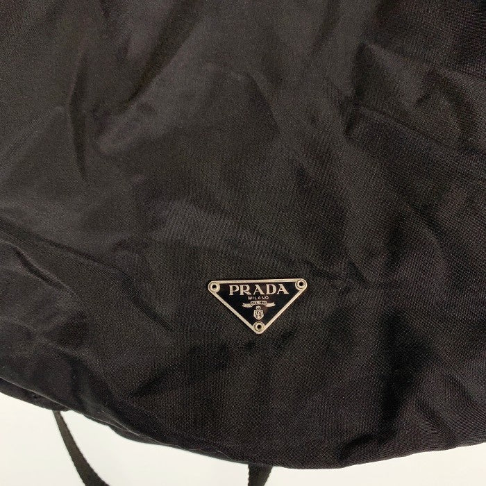 PRADA プラダ ナイロン ショルダーバッグ 縦長 三角プレート