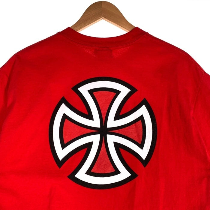00's INDEPENDENT TRUCKS インディペンデント トラックス 半袖 Tシャツ レッド Size L 福生店