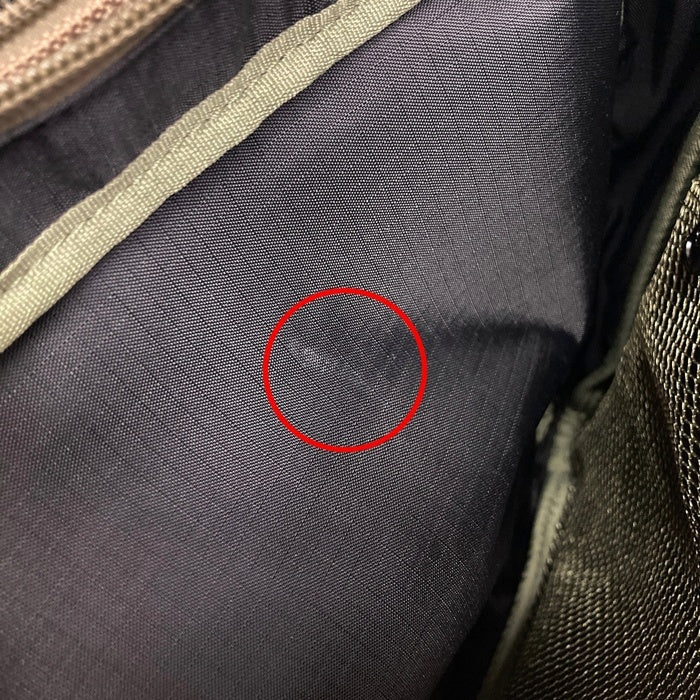 AVIREX アヴィレックス Samsonite RED サムソナイト ジップ ショルダーバッグ カーキ 瑞穂店