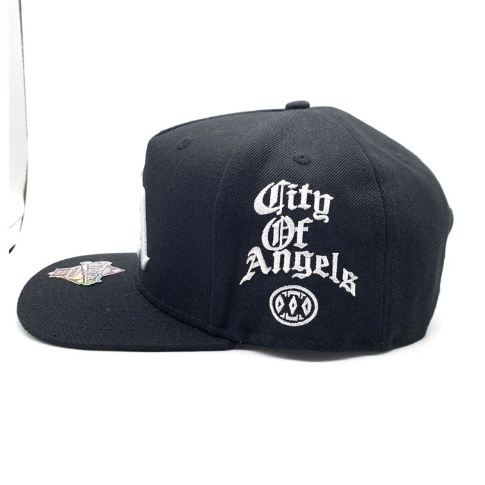 TWNTY TWO トゥエンティトゥー Snapback Cap "City of Angeles" スナップバックキャップ ブラック 福生店