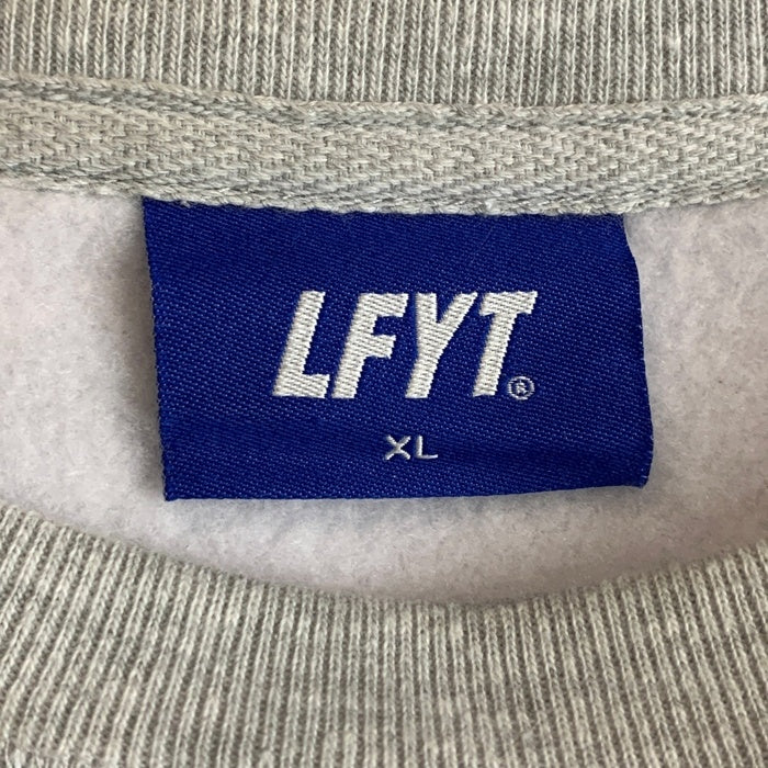 LFYT エルエフワイティー SAMPLES サンプルズ NEW YORK プリント クルーネックスウェットトレーナー ヘザーグレー Size XL 福生店