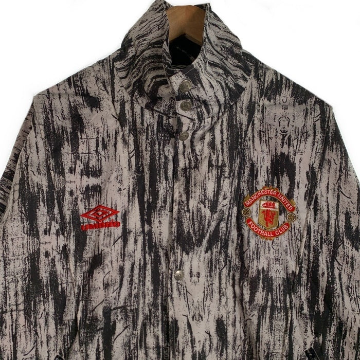 90's UMBRO アンブロ Manchester United マンチェスターユナイテッド ジップアップジャケット 刺繡  モノクロ ポリエステル Size XL 福生店