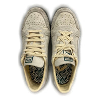 PUMA プーマ Indoor PRM インドア プレミアム スウェードローカットスニーカー ライトグレー クリーム 398179-01 Size 27cm 瑞穂店