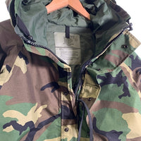 00's U.S. ARMY 米軍 ECWCS PARKA マウンテンパーカー ウッドランドカモ 8415-01-228-1315 2002年製 Size MEDIUM-SHORT 福生店