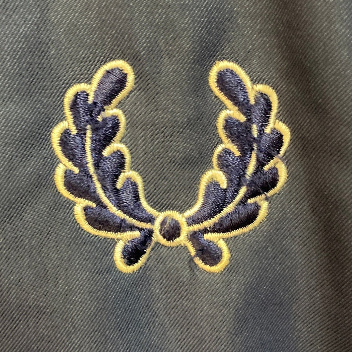 FRED PERRY フレッドペリー キルティング 中綿 ボンバージャケット ネイビー sizeO 瑞穂店