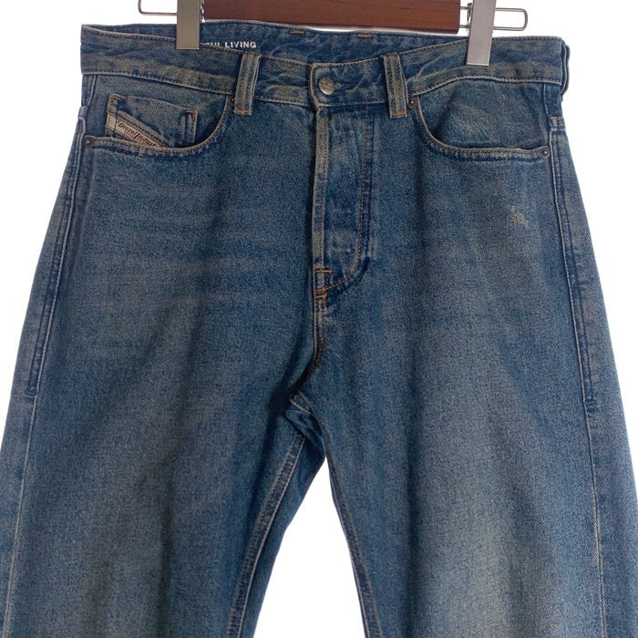 DIESEL ディーゼル 1980 D-EEPER リラックスフィット・ストレートデニムパンツ ジーンズ インディゴ 加工 A17046 Size 30×30 福生店