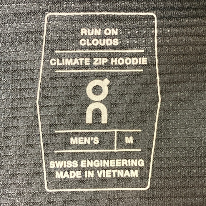On オン Climate Zip Hoodie ジップフーディー ブラック sizeM 瑞穂店