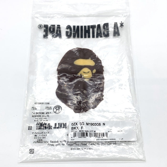 A BATHING APE アベイシングエイプ MINI WALLET M ミニウォレット カウレザー エンボス加工 ショルダーストラップ ブラック 福生店