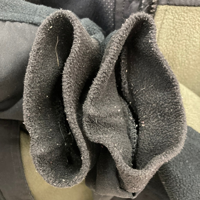 MOUNTAIN HARDWEAR マウンテンハードウェア フリースジャケット ブラックxカーキ sizeL 瑞穂店