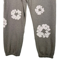 DENIM TEARS デニムティアーズ COTTON WREATH SWEAT PANTS コットンリース スウェットパンツ グレー Size XL 福生店