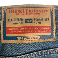 DIESEL ディーゼル 1980 D-EEPER リラックスフィット・ストレートデニムパンツ ジーンズ インディゴ 加工 A17046 Size 30×30 福生店