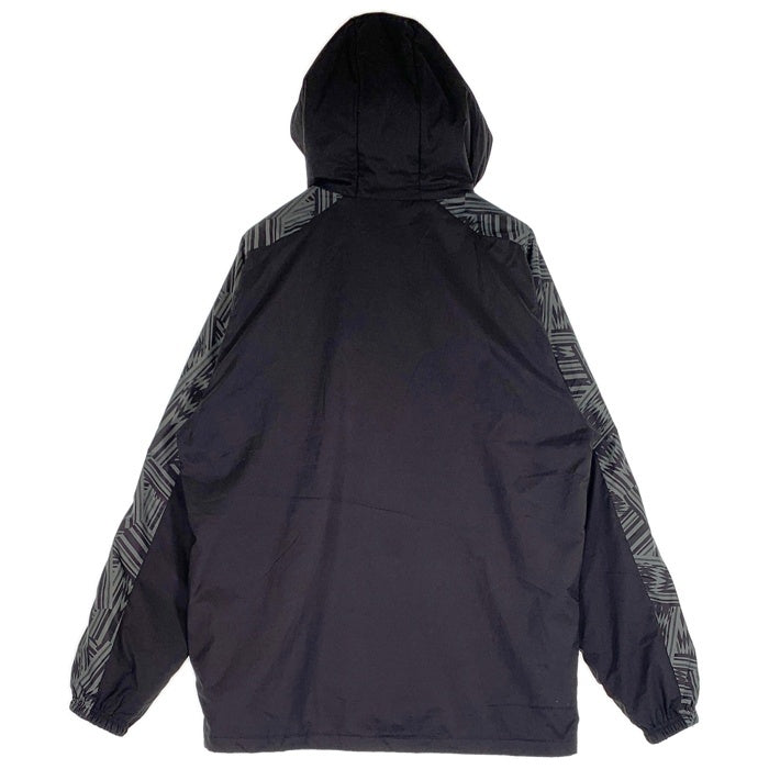 UMBRO アンブロ エアーサモーションジャケット ブラック 中綿 UUUWJF41Size XO 福生店